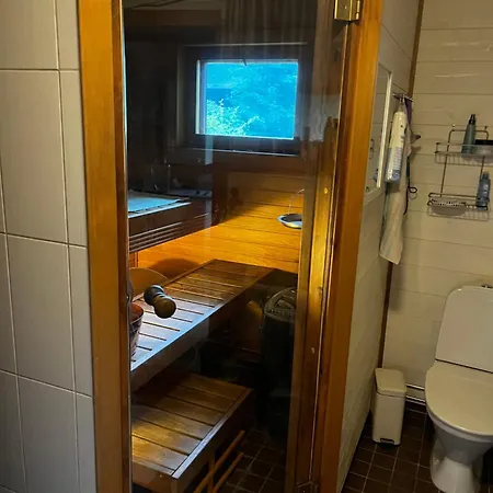 Vakantiehuis Moekkituulos, Beds For 4 One Big Bedroom, Two Beds Separated With A Big Wardrobe Kirri