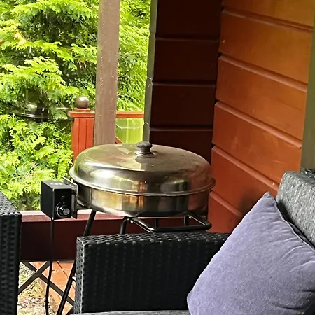 Vakantiehuis Moekkituulos, Beds For 4 One Big Bedroom, Two Beds Separated With A Big Wardrobe