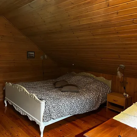 Moekkituulos, Beds For 4 One Big Bedroom, Two Beds Separated With A Big Wardrobe Ferienhaus