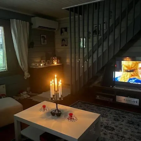 Moekkituulos, Beds For 4 One Big Bedroom, Two Beds Separated With A Big Wardrobe Kirri