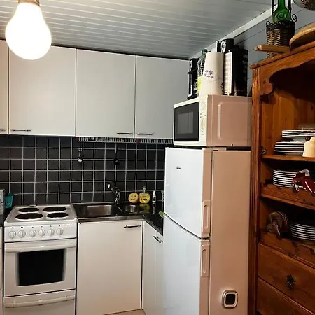 Moekkituulos, Beds For 4 One Big Bedroom, Two Beds Separated With A Big Wardrobe Vakantiehuis Kirri