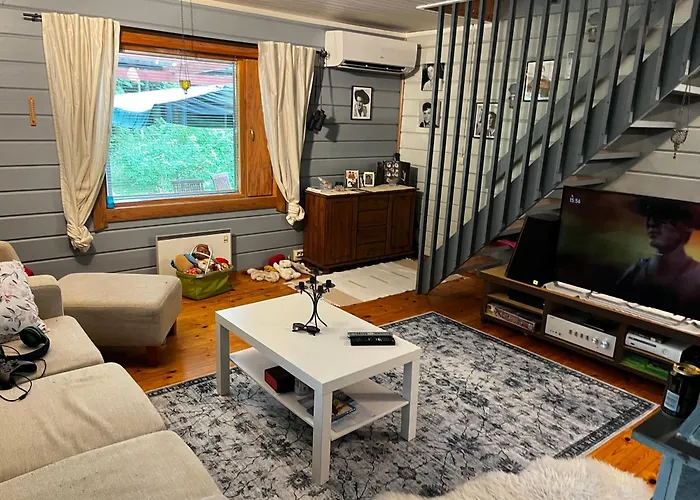 Moekkituulos, Beds For 4 One Big Bedroom, Two Beds Separated With A Big Wardrobe Kirri