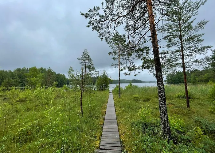 Moekkituulos, Beds For 4 One Big Bedroom, Two Beds Separated With A Big Wardrobe Kirri