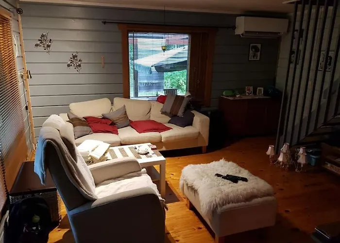 Moekkituulos, Beds For 4 One Big Bedroom, Two Beds Separated With A Big Wardrobe Дом отдыха Kirri