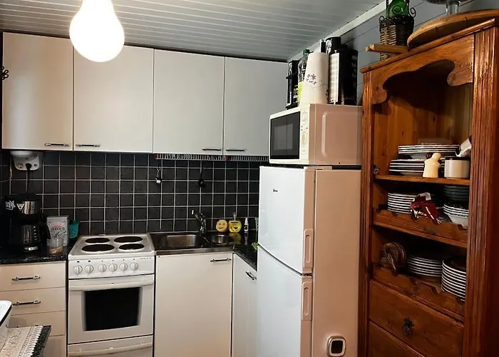 Moekkituulos, Beds For 4 One Big Bedroom, Two Beds Separated With A Big Wardrobe Дом отдыха Kirri