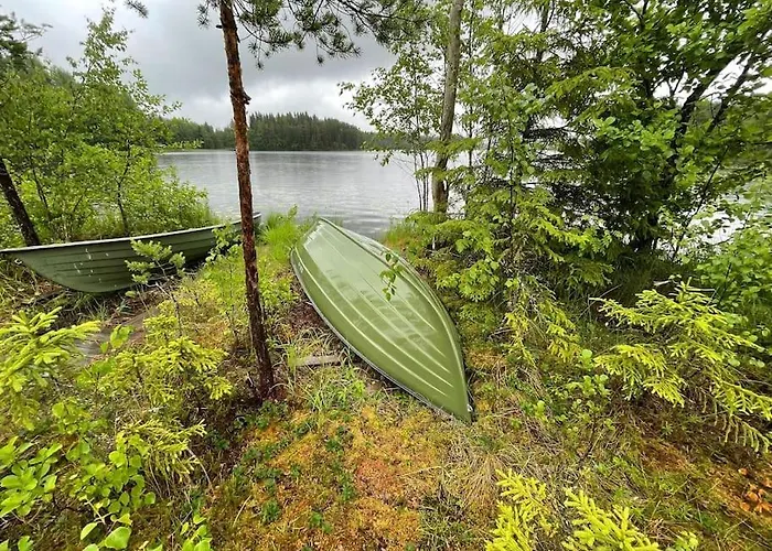 Дом отдыха Moekkituulos, Beds For 4 One Big Bedroom, Two Beds Separated With A Big Wardrobe *